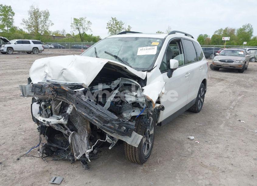 Photo 2 of 2018 Subaru Forester 2.5I PREMIUM (VIN JF2SJAECXJH411263)