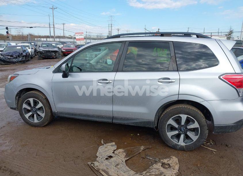 Photo 14 of 2018 Subaru Forester 2.5I PREMIUM (VIN JF2SJAECXJH453531)