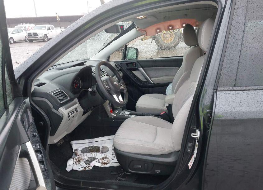 Photo 5 of 2018 Subaru Forester 2.5I PREMIUM (VIN JF2SJAECXJH462679)