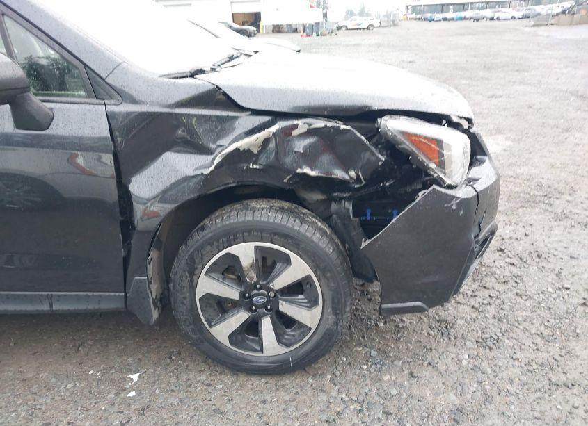 Photo 6 of 2018 Subaru Forester 2.5I PREMIUM (VIN JF2SJAECXJH510522)