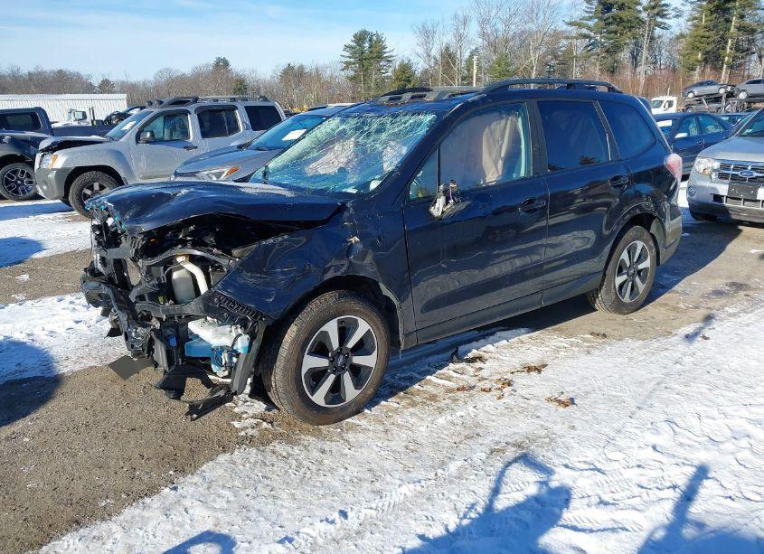 Photo 2 of 2018 Subaru Forester 2.5I PREMIUM (VIN JF2SJAECXJH581915)