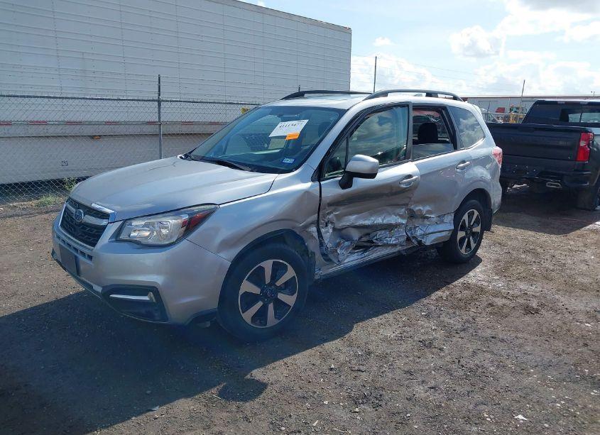 Photo 2 of 2018 Subaru Forester 2.5I PREMIUM (VIN JF2SJAECXJH588900)