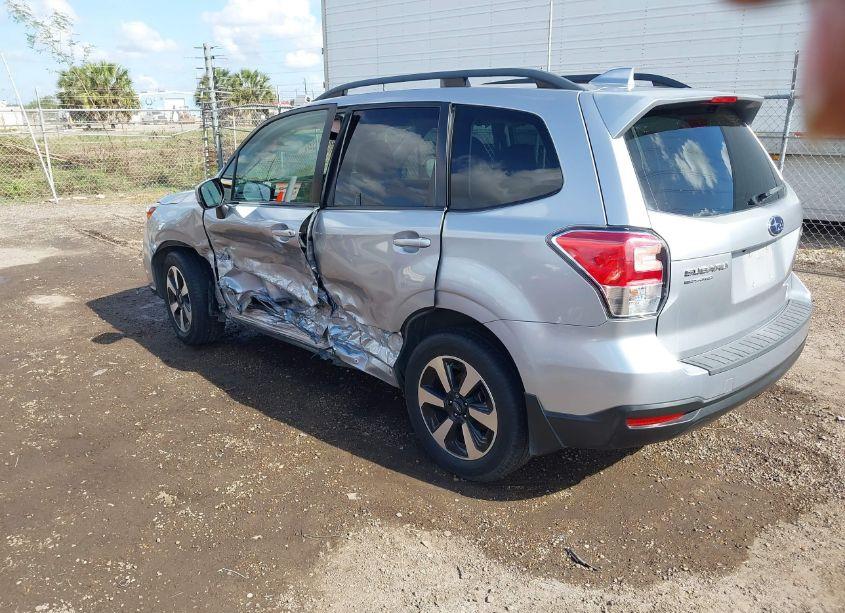 Photo 3 of 2018 Subaru Forester 2.5I PREMIUM (VIN JF2SJAECXJH588900)