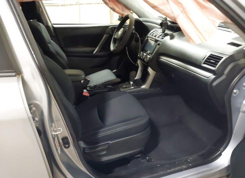 Photo 5 of 2016 Subaru Forester 2.5I PREMIUM (VIN JF2SJAFC0GH551877)