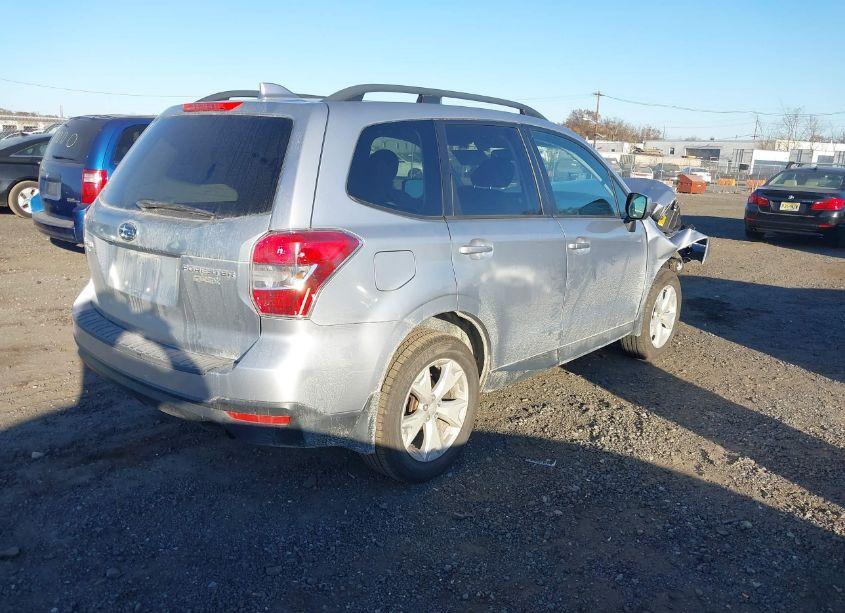 Photo 4 of 2016 Subaru Forester 2.5I PREMIUM (VIN JF2SJAFC1GH452629)