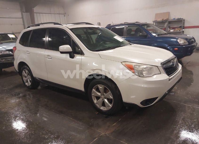 2015 Subaru Forester 2.5I PREMIUM (VIN JF2SJAFC2FH470944) main photo