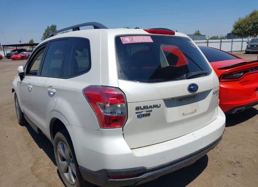 Photo 3 of 2015 Subaru Forester 2.5I PREMIUM (VIN JF2SJAFC2FH474931)