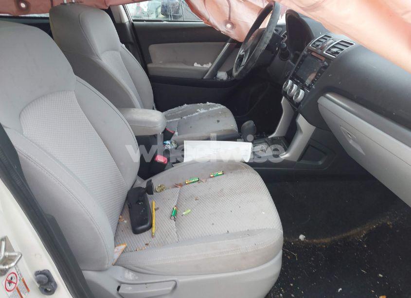 Photo 5 of 2016 Subaru Forester 2.5I PREMIUM (VIN JF2SJAFC7GH515944)