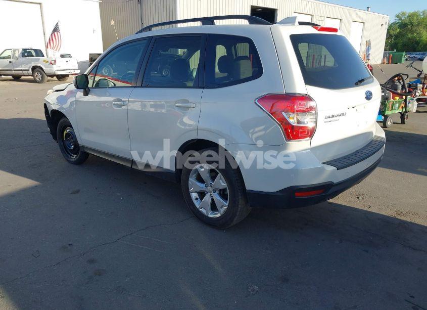 Photo 3 of 2016 Subaru Forester 2.5I PREMIUM (VIN JF2SJAFCXGH551000)