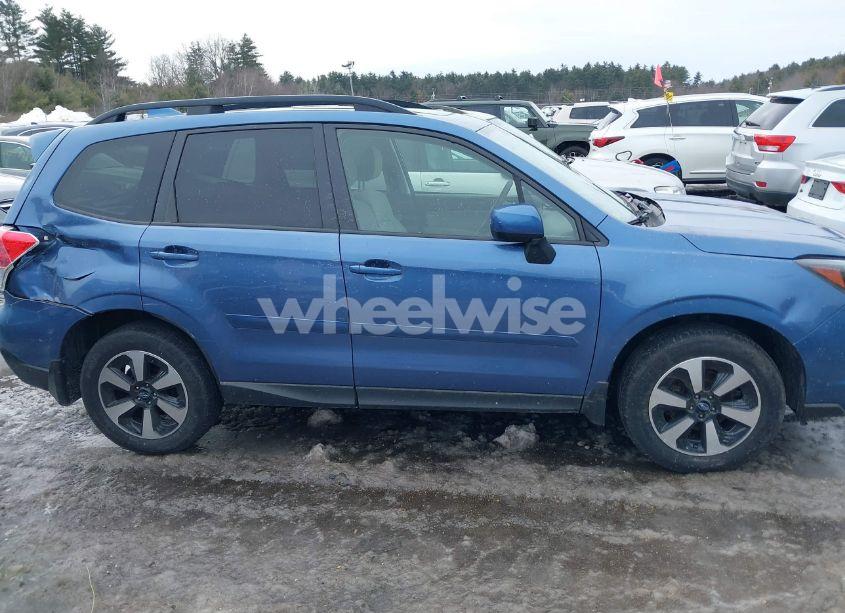 Photo 13 of 2017 Subaru Forester 2.5I PREMIUM (VIN JF2SJAGC0HH422487)