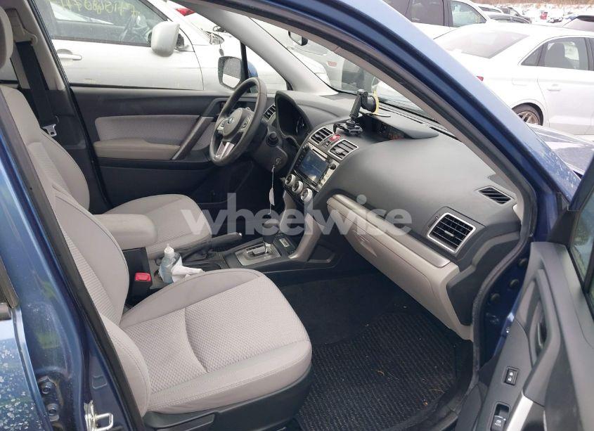 Photo 5 of 2017 Subaru Forester 2.5I PREMIUM (VIN JF2SJAGC0HH422487)