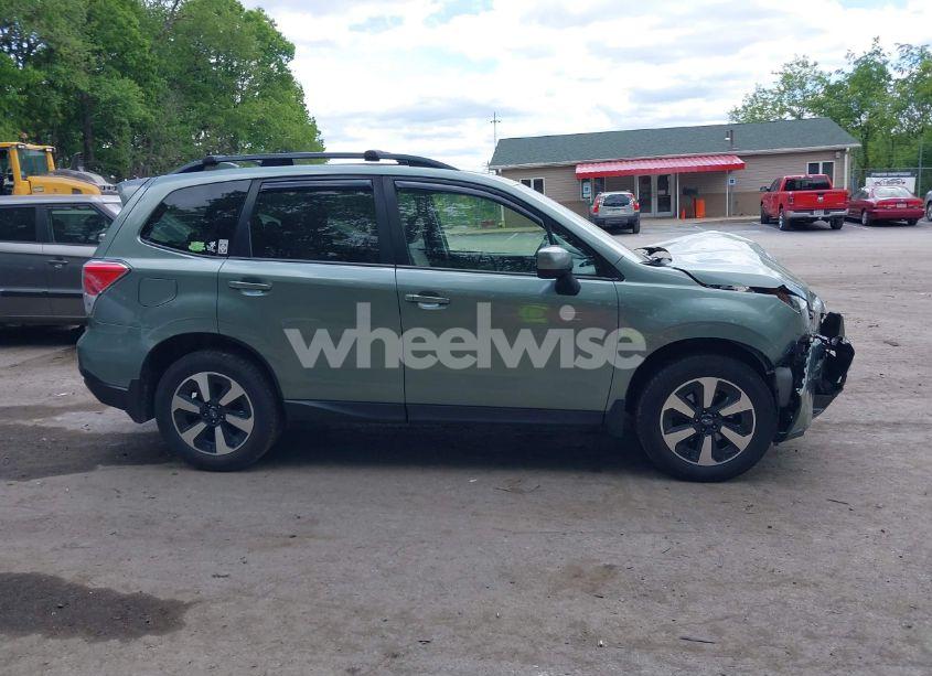 Photo 13 of 2017 Subaru Forester 2.5I PREMIUM (VIN JF2SJAGC0HH527241)