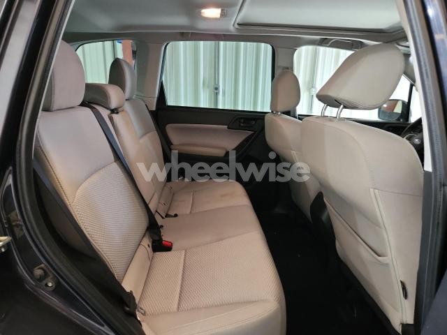 Photo 10 of 2018 SUBARU FORESTER 2.5I PREMIUM (VIN JF2SJAGC0JH521624)