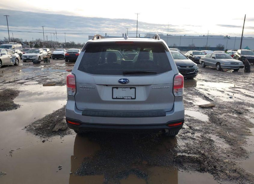 Photo 16 of 2018 Subaru Forester 2.5I PREMIUM (VIN JF2SJAGC0JH538214)