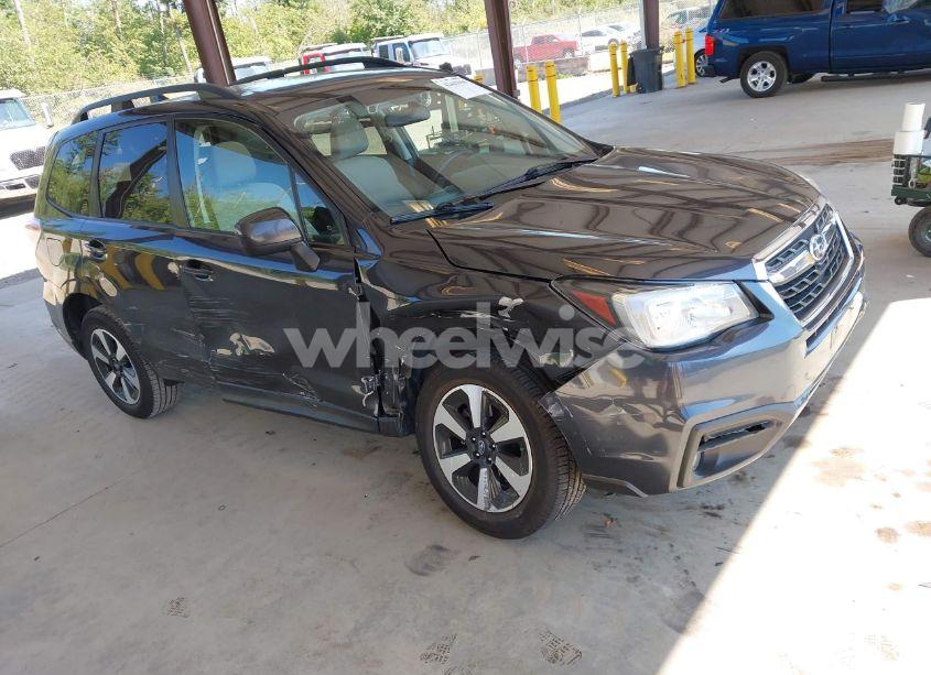 2018 Subaru Forester 2.5I PREMIUM (VIN JF2SJAGC0JH578082) main photo