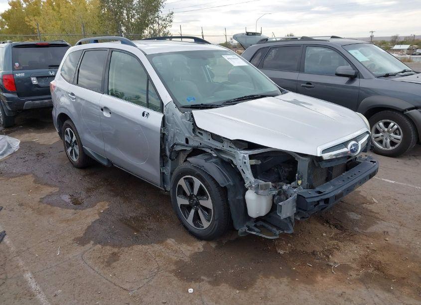 2014 Subaru Forester 2.5I PREMIUM (VIN JF2SJAGC1EH420727) main photo