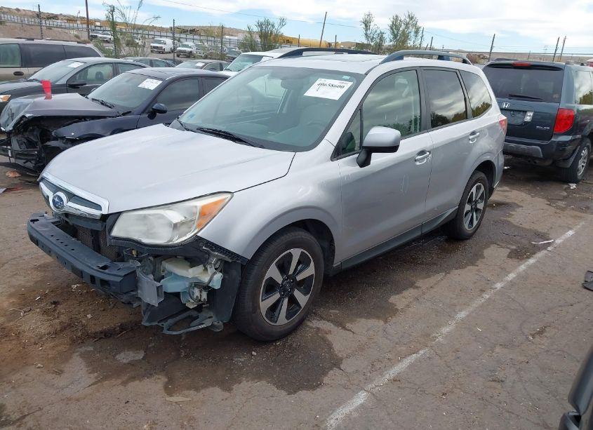 Photo 2 of 2014 Subaru Forester 2.5I PREMIUM (VIN JF2SJAGC1EH420727)