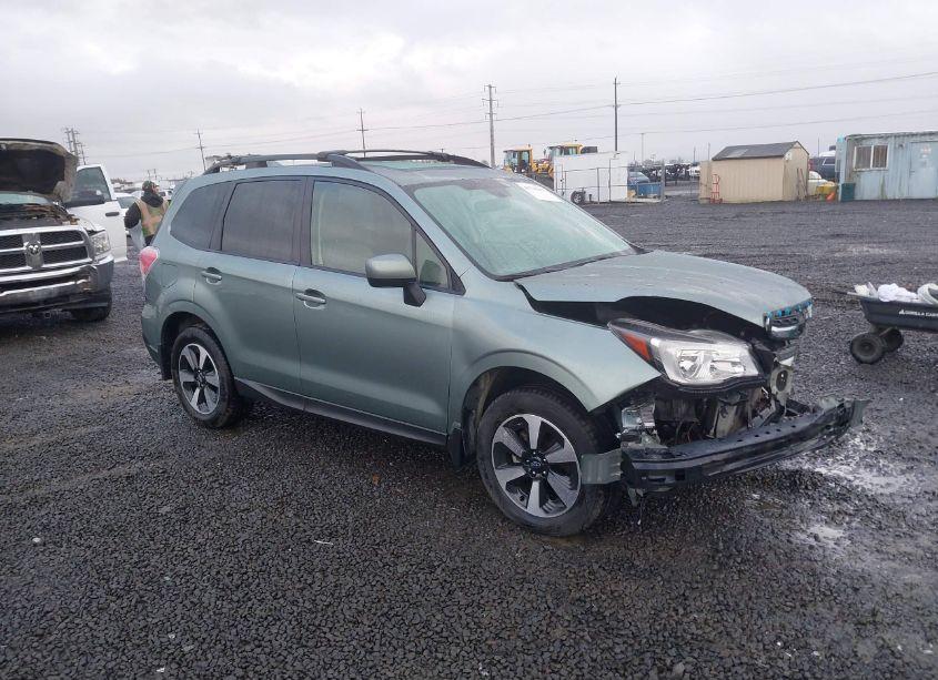 2017 Subaru Forester 2.5I PREMIUM (VIN JF2SJAGC1HH440190) main photo