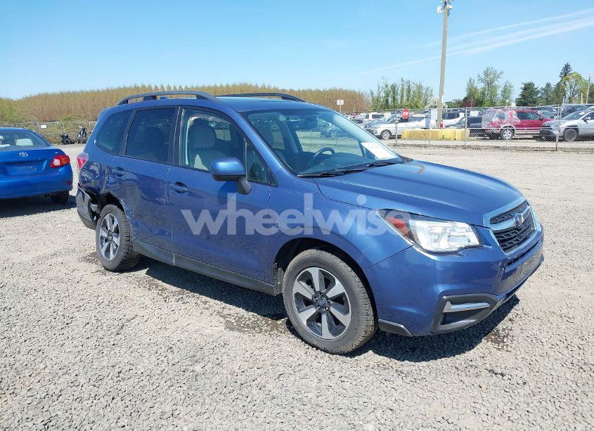 2017 Subaru Forester 2.5I PREMIUM (VIN JF2SJAGC1HH508858) main photo
