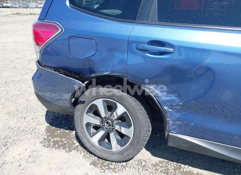 Photo 6 of 2017 Subaru Forester 2.5I PREMIUM (VIN JF2SJAGC1HH508858)