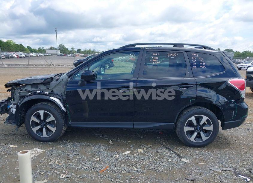 Photo 14 of 2018 Subaru Forester 2.5I PREMIUM (VIN JF2SJAGC1JH457450)