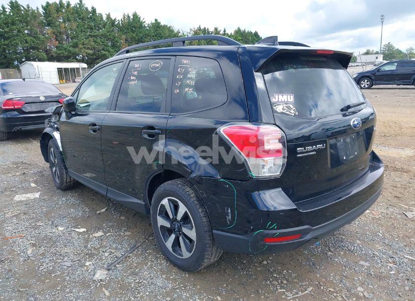 Photo 3 of 2018 Subaru Forester 2.5I PREMIUM (VIN JF2SJAGC1JH457450)
