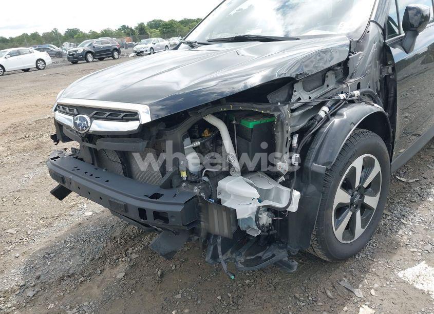 Photo 6 of 2018 Subaru Forester 2.5I PREMIUM (VIN JF2SJAGC1JH457450)