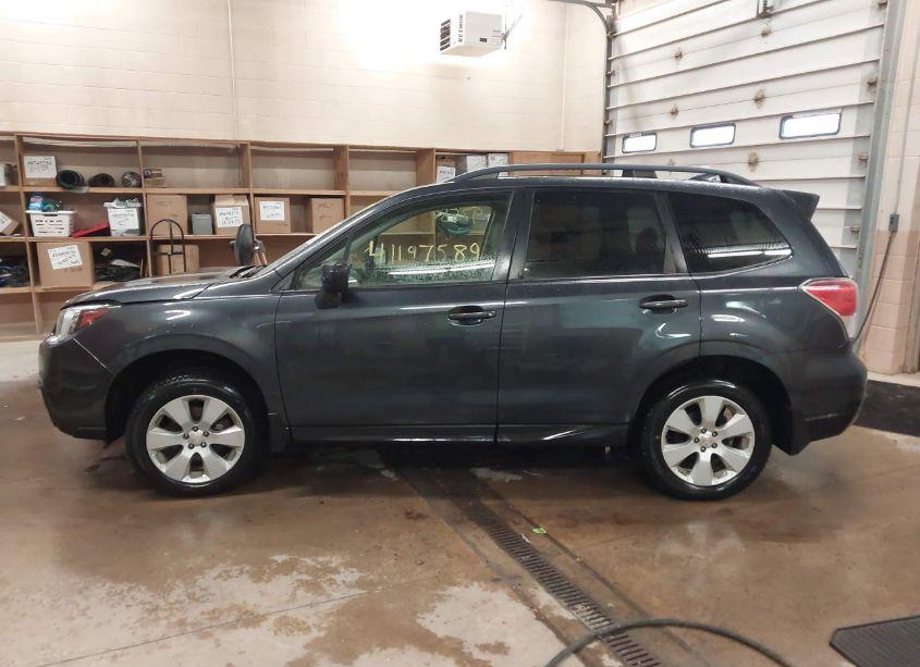 Photo 14 of 2018 Subaru Forester 2.5I PREMIUM (VIN JF2SJAGC1JH522751)