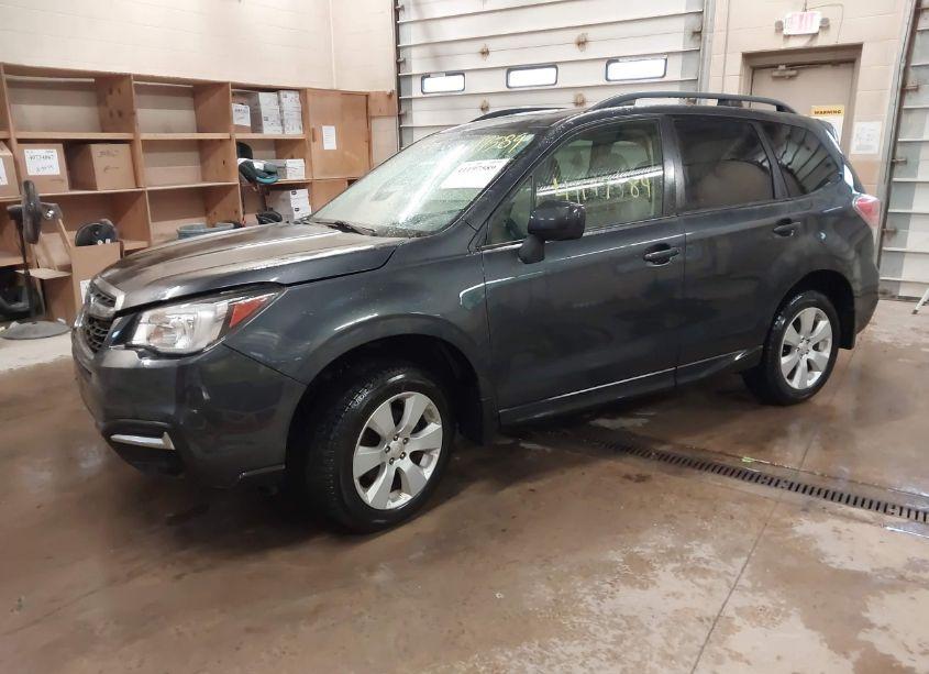 Photo 2 of 2018 Subaru Forester 2.5I PREMIUM (VIN JF2SJAGC1JH522751)