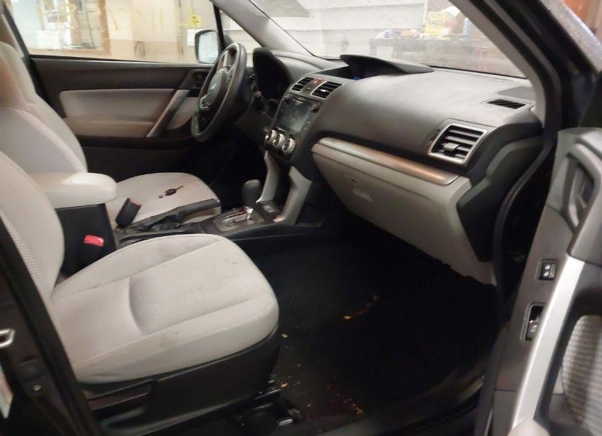 Photo 5 of 2018 Subaru Forester 2.5I PREMIUM (VIN JF2SJAGC1JH522751)