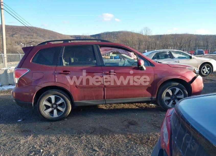 Photo 13 of 2018 Subaru Forester 2.5I PREMIUM (VIN JF2SJAGC1JH592895)