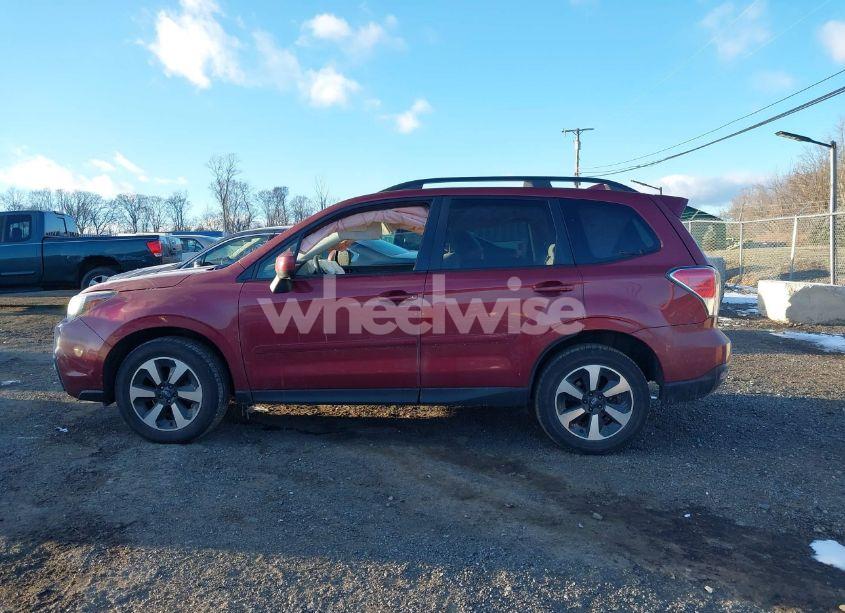 Photo 14 of 2018 Subaru Forester 2.5I PREMIUM (VIN JF2SJAGC1JH592895)