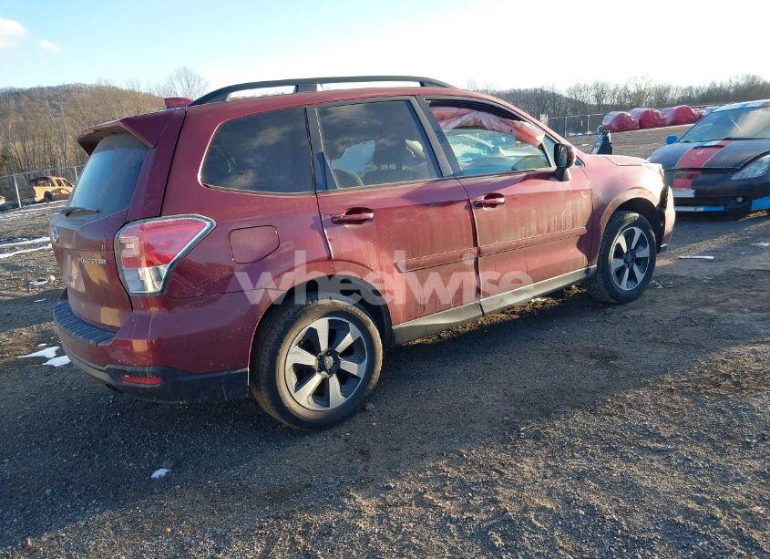 Photo 4 of 2018 Subaru Forester 2.5I PREMIUM (VIN JF2SJAGC1JH592895)