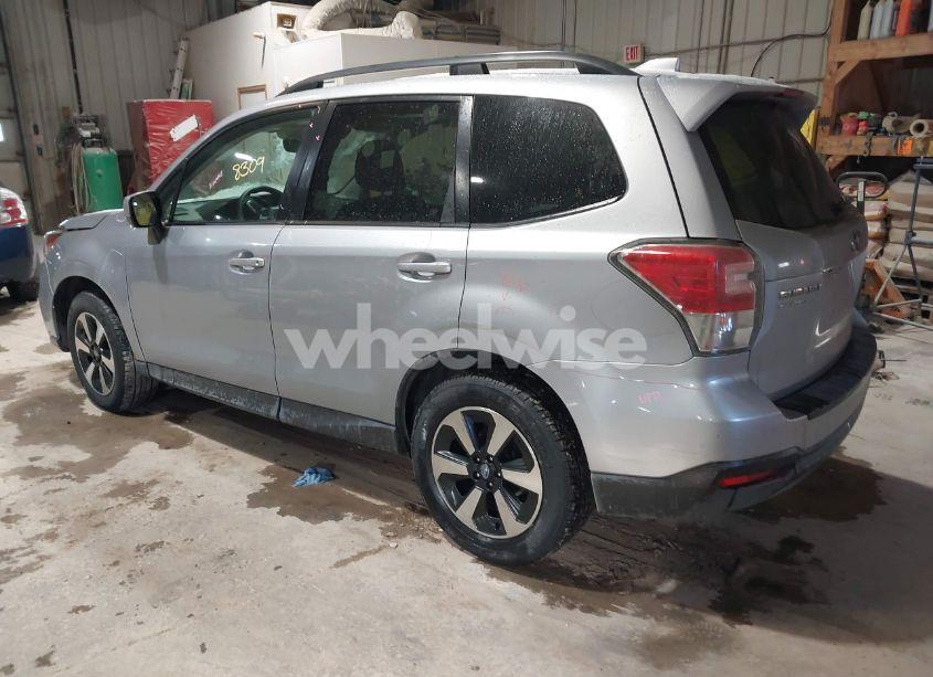 Photo 3 of 2017 Subaru Forester 2.5I PREMIUM (VIN JF2SJAGC2HH495294)