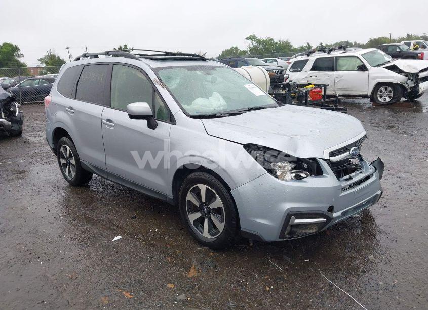 2017 Subaru Forester 2.5I PREMIUM (VIN JF2SJAGC2HH538399) main photo