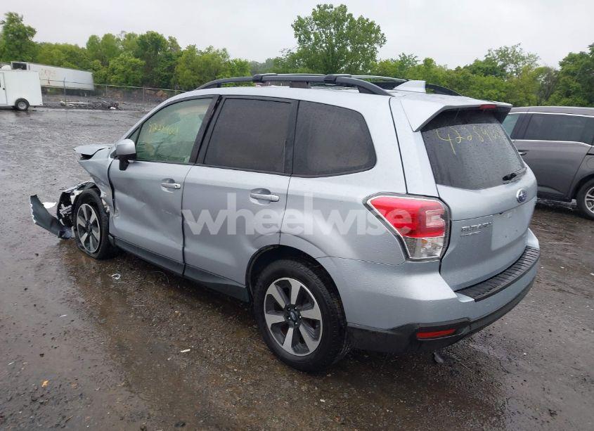 Photo 3 of 2017 Subaru Forester 2.5I PREMIUM (VIN JF2SJAGC2HH538399)