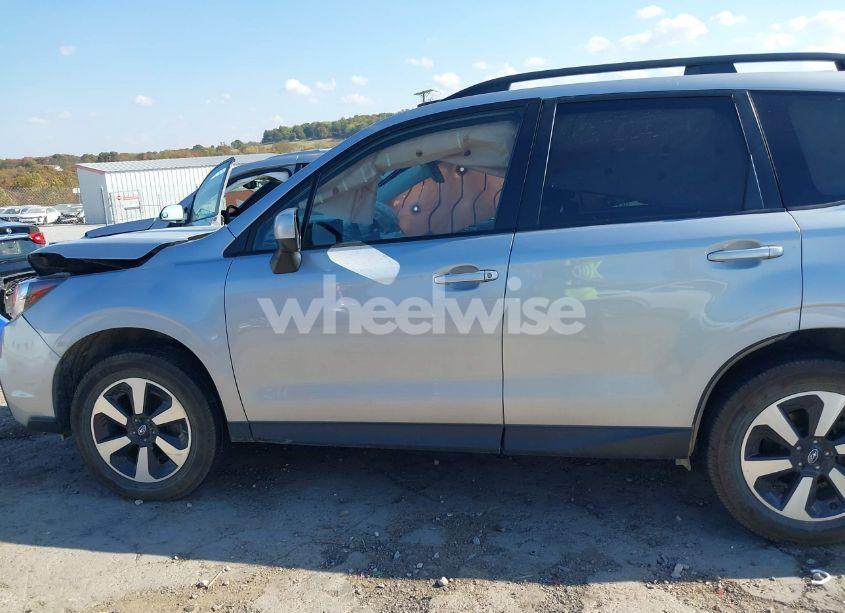Photo 15 of 2018 Subaru Forester 2.5I PREMIUM (VIN JF2SJAGC2JH442987)