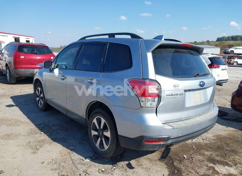 Photo 3 of 2018 Subaru Forester 2.5I PREMIUM (VIN JF2SJAGC2JH442987)