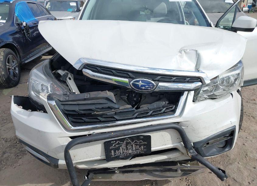 Photo 6 of 2018 Subaru Forester 2.5I PREMIUM (VIN JF2SJAGC2JH457960)