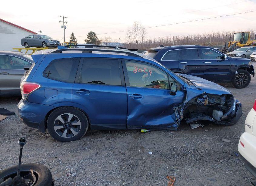 Photo 14 of 2017 Subaru Forester 2.5I PREMIUM (VIN JF2SJAGC3HH575302)