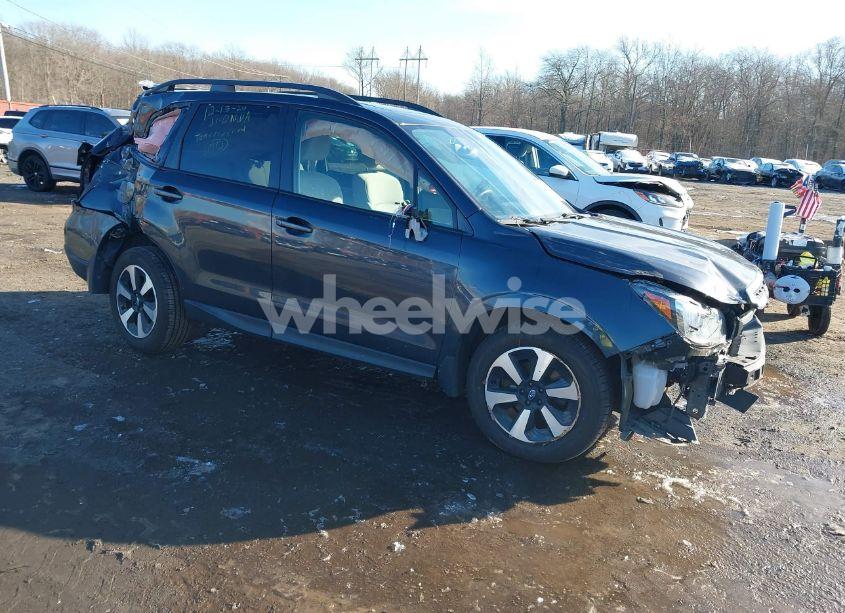 2018 Subaru Forester 2.5I PREMIUM (VIN JF2SJAGC3JH465761) main photo