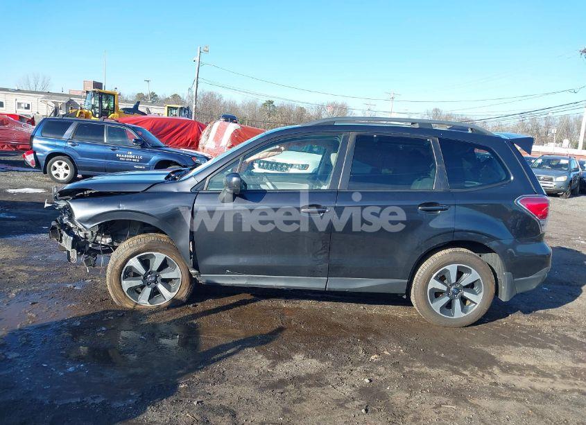 Photo 14 of 2018 Subaru Forester 2.5I PREMIUM (VIN JF2SJAGC3JH465761)