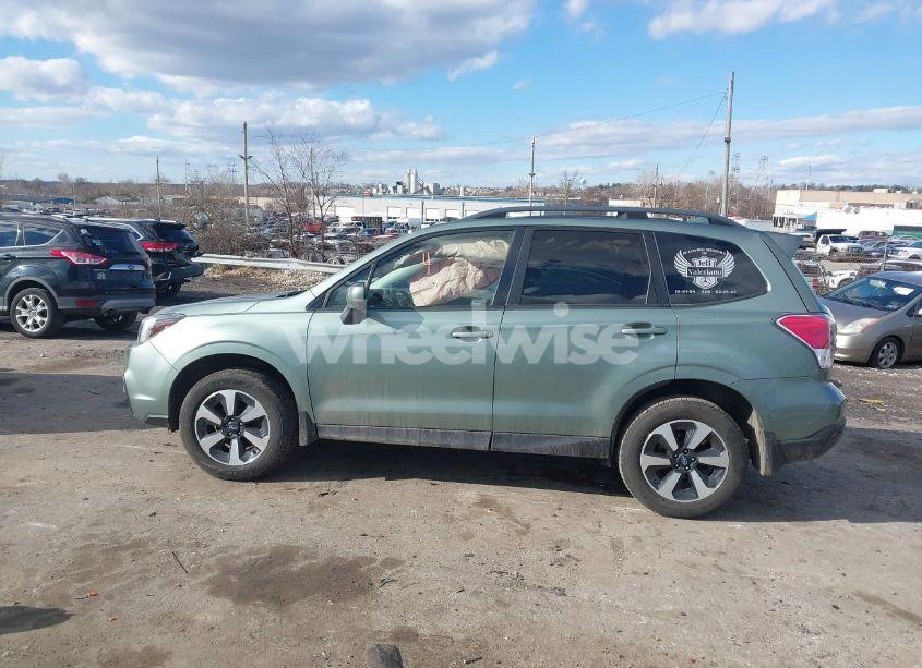 Photo 14 of 2017 Subaru Forester 2.5I PREMIUM (VIN JF2SJAGC4HH469098)