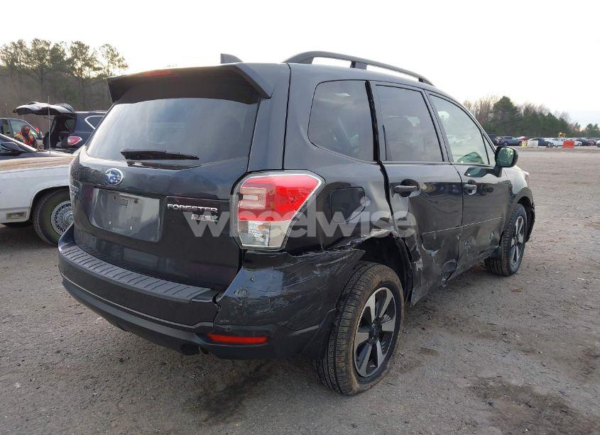 Photo 4 of 2017 Subaru Forester 2.5I PREMIUM (VIN JF2SJAGC4HH484894)