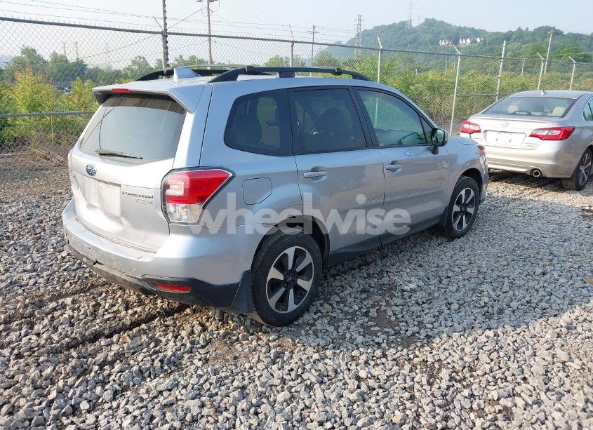 Photo 4 of 2017 Subaru Forester 2.5I PREMIUM (VIN JF2SJAGC4HH520177)