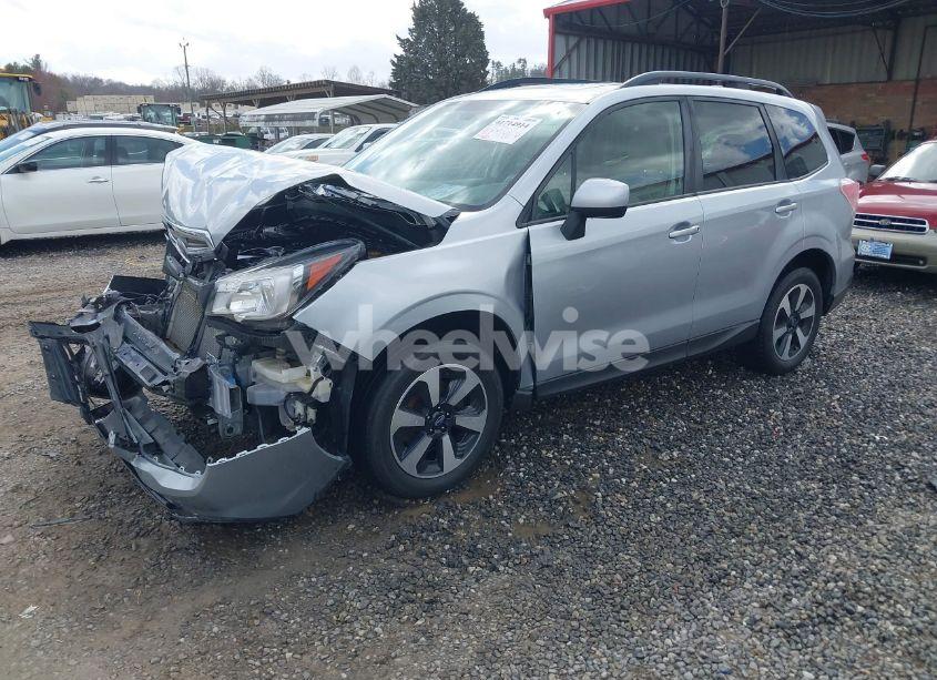 Photo 2 of 2017 Subaru Forester 2.5I PREMIUM (VIN JF2SJAGC4HH592545)