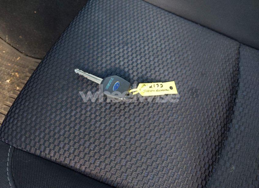 Photo 11 of 2018 Subaru Forester 2.5I PREMIUM (VIN JF2SJAGC4JH528303)