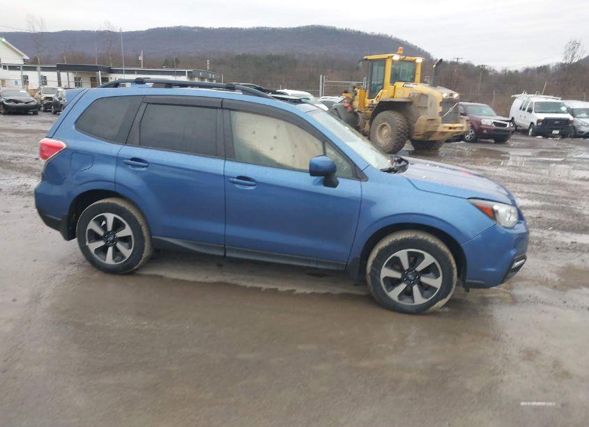 Photo 14 of 2018 Subaru Forester 2.5I PREMIUM (VIN JF2SJAGC4JH555680)