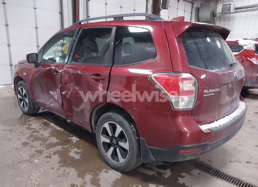 Photo 3 of 2018 Subaru Forester 2.5I PREMIUM (VIN JF2SJAGC4JH608118)