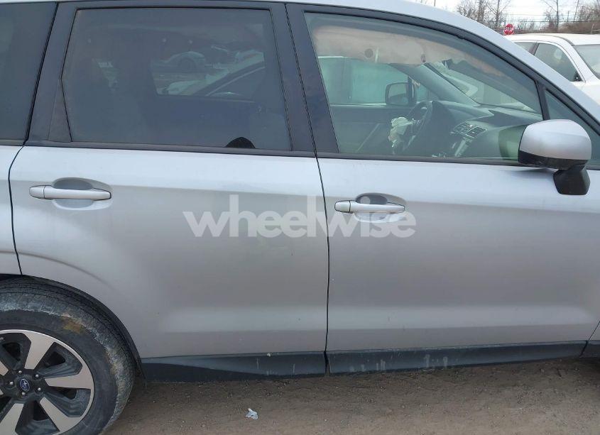 Photo 14 of 2018 Subaru Forester 2.5I PREMIUM (VIN JF2SJAGC5JH458424)